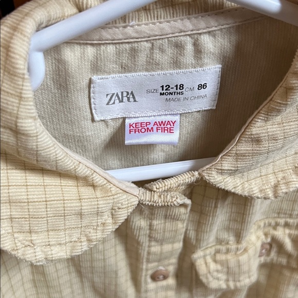 Zara Butter Yellow Button Down Shirt - Picture 3 of 6